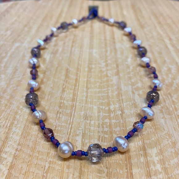 Faceted bead and Pearl Necklace - Picture 2 of 4